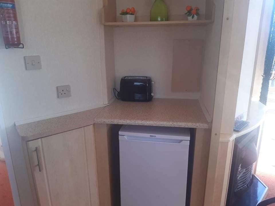 מלון Kerrys Place, 75 Sealands Caravan Site, Ingoldmells 6 Berth מראה חיצוני תמונה